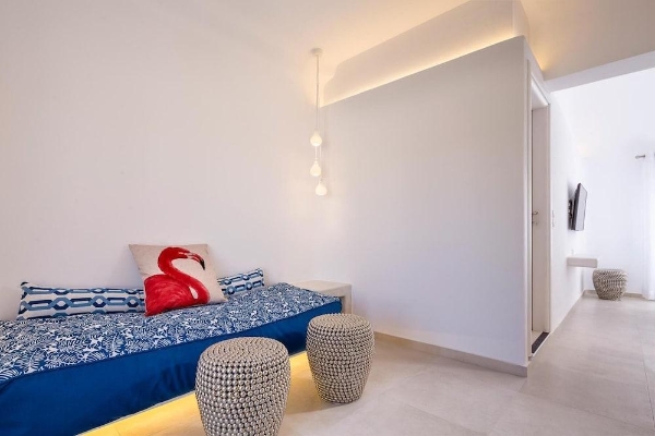 Art Hotel Santorini (Pyrgos Kallistis, Thira)